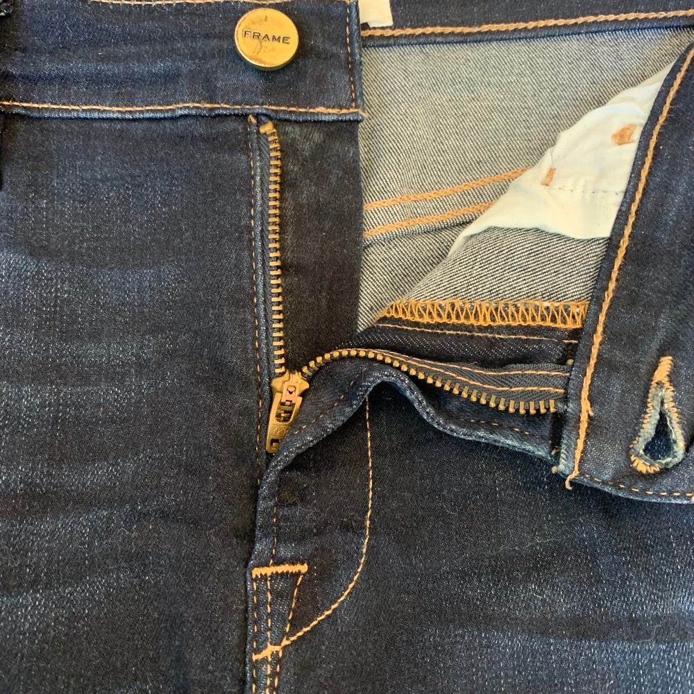 Frame Denim Le High Straight Fringe Hem Jeans in Pine Knoll - Picture 7 of 12